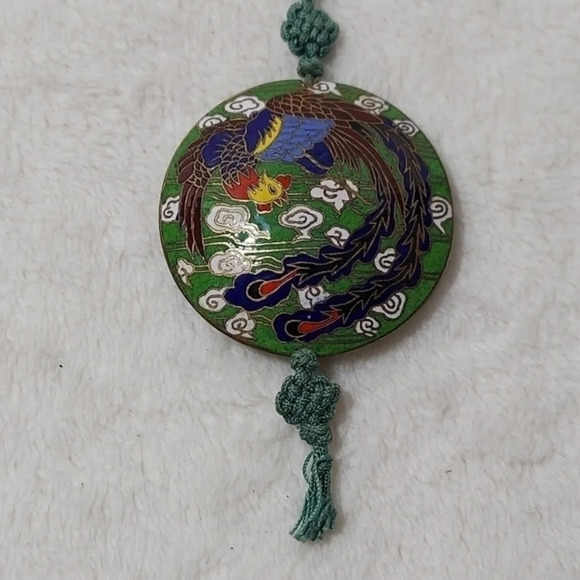 Vintage Round Cloisenne Pendant on a mint green cord - Picture 9 of 12